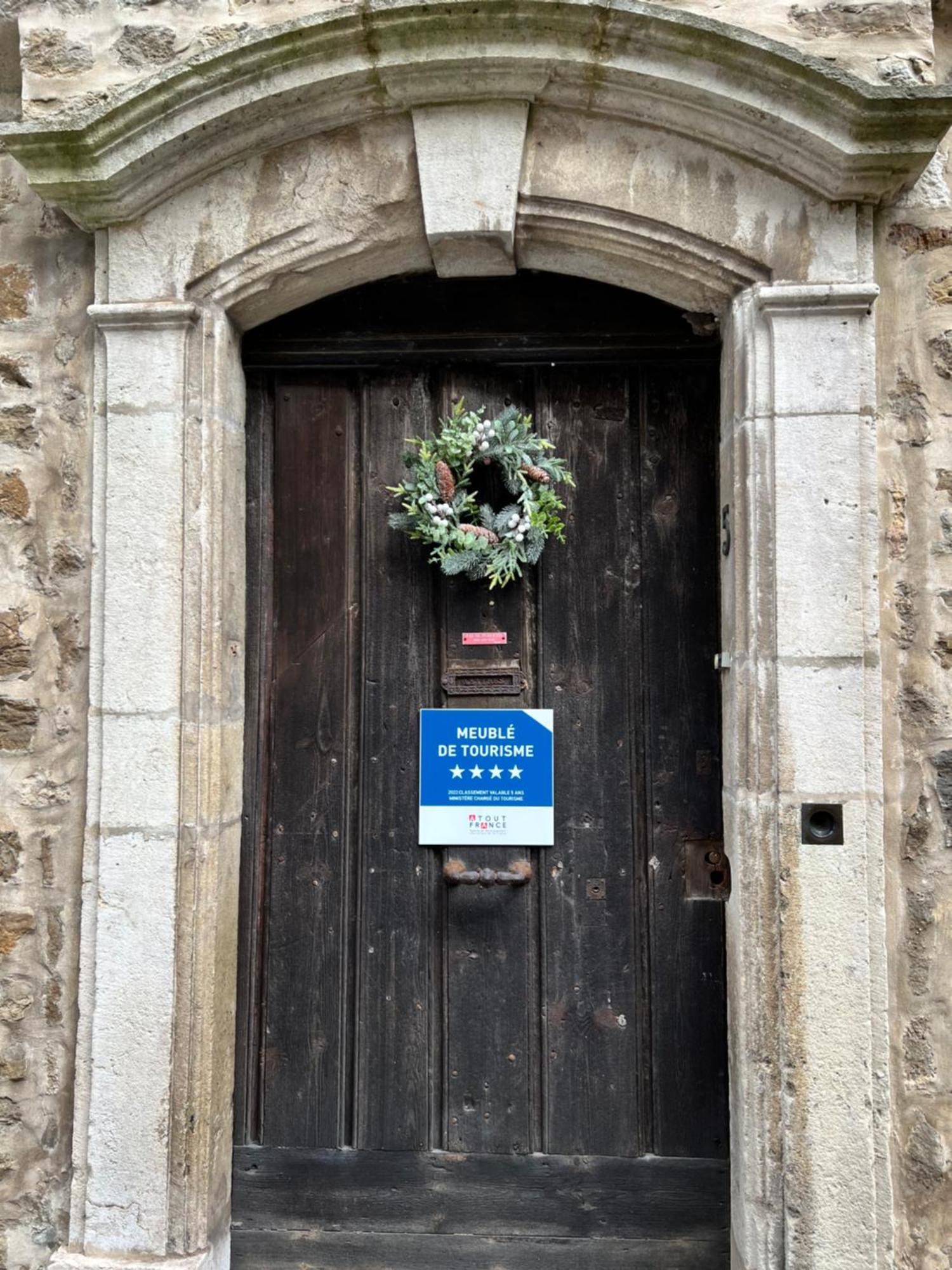 Maison 1747 - Gites De Standing En Vieille-Ville Avec Cour Boulogne-sur-Mer Exterior photo
